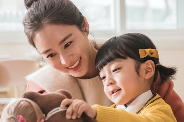 Hi Bye, Mama: Kim Tae Hee bật khóc nức nở vì bị vợ kế của chồng mắng chửi, chấp nhận lấy cái chết để con gái được sống-7
