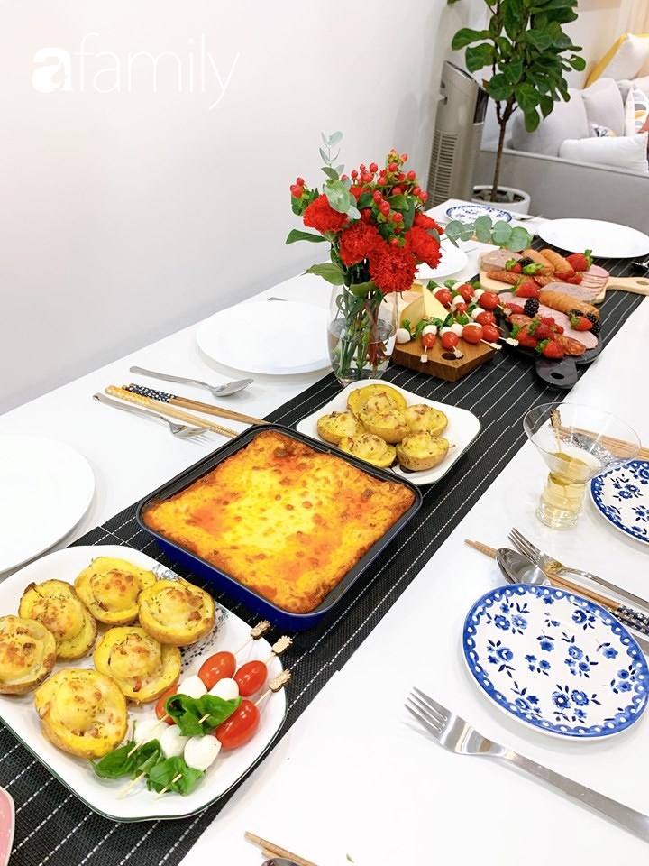 Căn bếp 15m² của bà mẹ Sài Thành đẹp như tạp chí, trưng bày dụng cụ làm bếp không khác gì walk-in closet-15