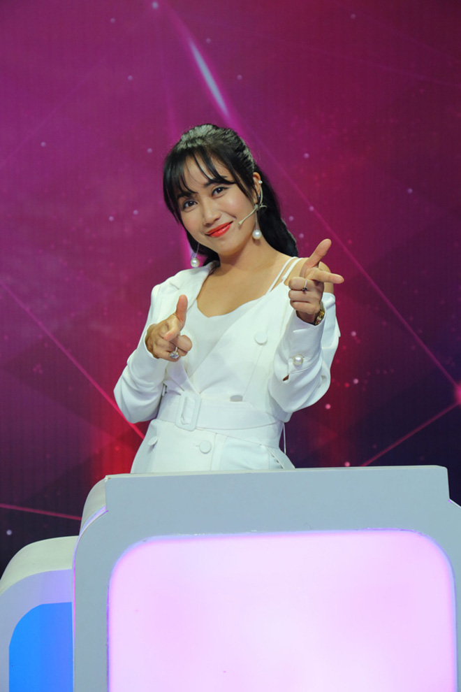 Điều ít biết về nữ MC tài năng, giàu có Ốc Thanh Vân-1