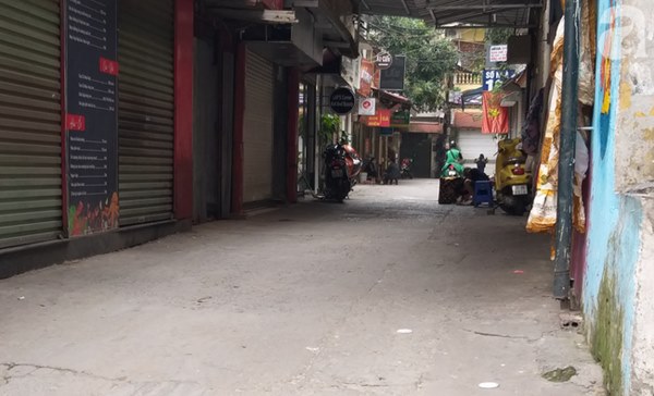 Bà ngoại bé gái 3 tuổi nghi bị mẹ đẻ và cha dượng bạo hành tử vong: Cháu tôi bị mẹ định bỏ từ khi thai 6 tháng-6