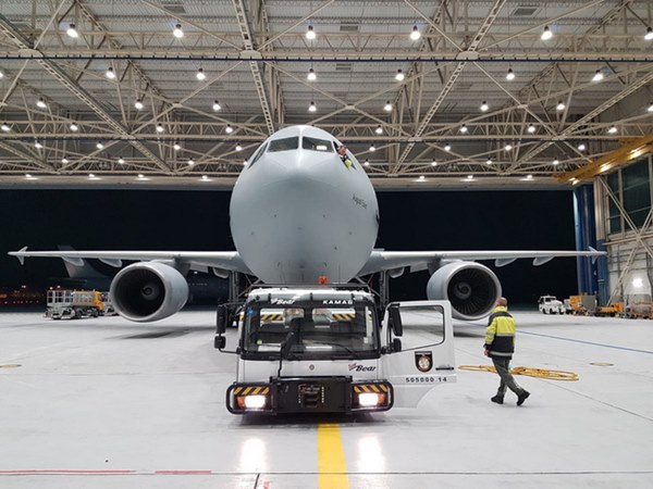 Mục sở thị bên trong bệnh viện bay chuyên chở bệnh nhân nhiễm Covid-19 hiện đại bậc nhất thế giới, trang thiết bị y khoa không khác gì bệnh viện trên mặt đất-3