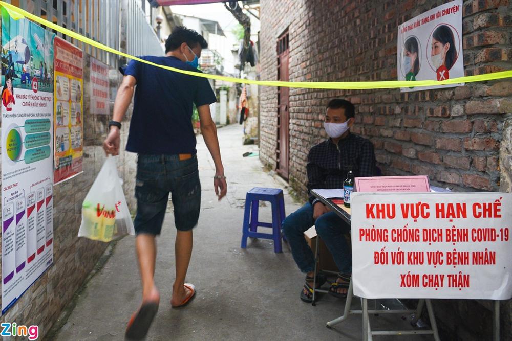 Xóm chạy thận Bạch Mai giữa dịch Covid-19-2