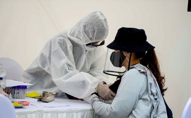 6 mẫu nghi Covid-19 qua xét nghiệm nhanh 2 ngày qua ở Hà Nội đều âm tính-1