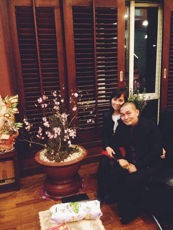 Nghệ sĩ Xuân Hinh khoe phòng để đồ, hé lộ bộ sưu tập áo dài đủ loại-4