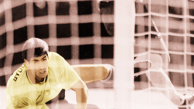 Cái kết bi thảm của cầu thủ phản lưới nhà tại World Cup: Hy vọng dùng bóng đá chấm dứt bạo lực, cuối cùng bị bắn chết bởi 6 phát đạn-3