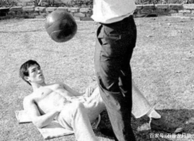 Huyền thoại võ thuật Lý Tiểu Long: Đệ tử nổi loạn của Diệp Vấn với kỷ lục khiến cả thế giới bội phục và cái chết bí ẩn-15