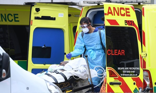 Số ca tử vong vì virus corona tại Anh tăng cao chưa từng thấy-2