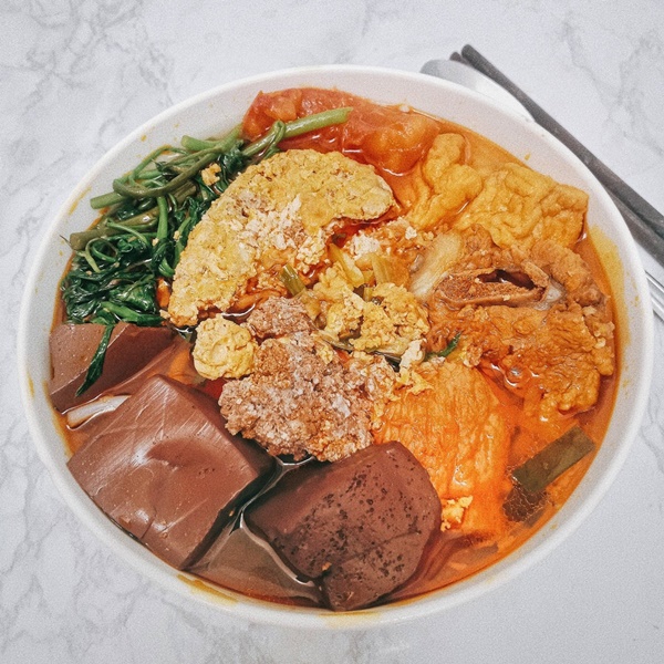 Mẹ đảm học cách tự làm bánh canh cua sườn heo đậm đà-1