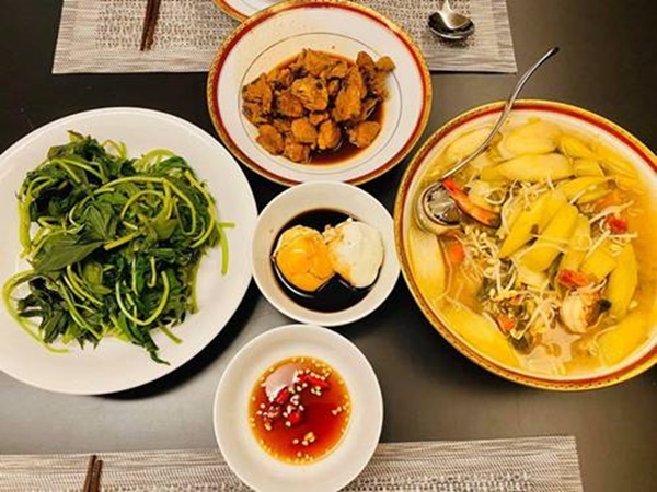 Vợ sắp cưới kém 16 tuổi khoe được Chi Bảo nấu cơm dẻo canh ngọt: Biết thế lấy từ lâu-5