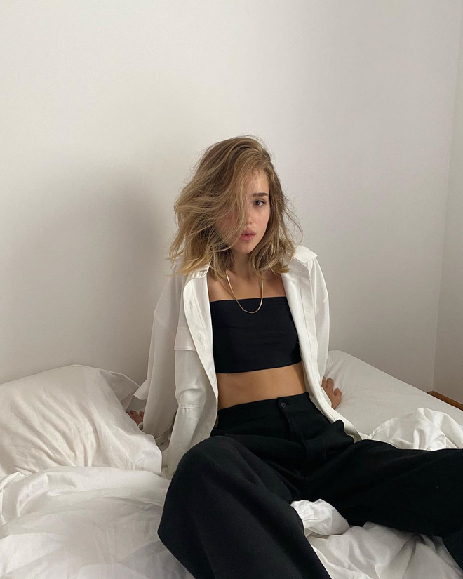 Hội sành điệu làm gì mùa Covid-19: Ở nhà vẫn chanh sả, mua đồ về mặc thử rồi cất đi... toàn trò phù phiếm nhưng vậy mới yêu đời-4