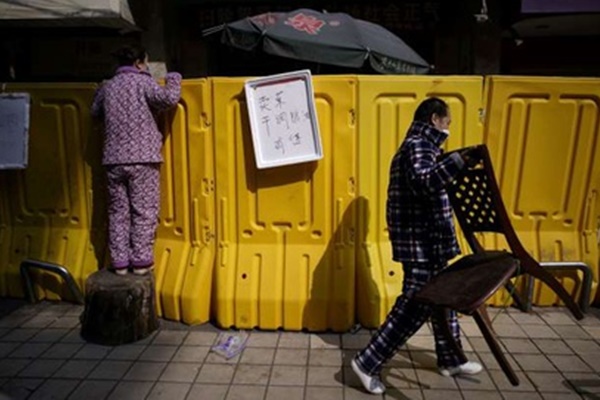 Vũ Hán sáng đèn như đêm giao thừa mừng thời khắc dỡ phong tỏa-1