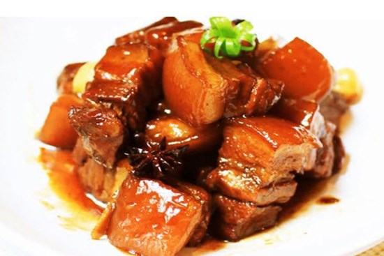 Kho thịt đừng cho nước và muối từ đầu, làm trước những điều này thịt sẽ mềm, ngon không béo
