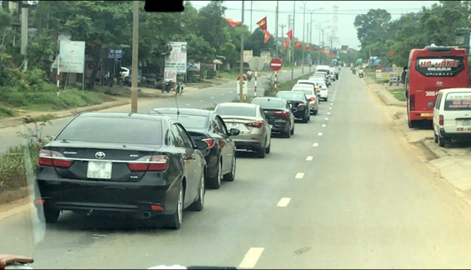 Vụ Phó GĐ BV rình rang rước dâu cho con giữa dịch Covid-19: BS ở viện cam kết không ai đến-3