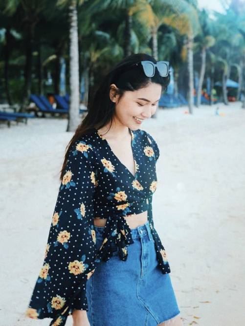 Lâu lâu mới diện bikini một lần, Á hậu ngoan hiền nhất Vbiz lại mắc lỗi hài hước-2