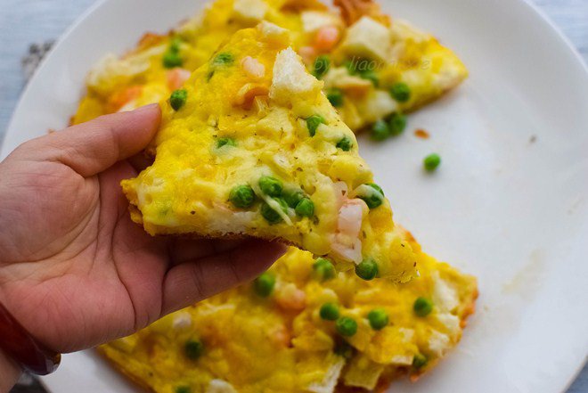 Còn thừa vài lát bánh mì, làm ngay món ngon này khiến chồng con ăn xong tưởng pizza-5