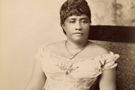 Câu chuyện cuộc đời đầy bi kịch của Nữ hoàng duy nhất của Hawaii: Nỗ lực giành độc lập cho đất nước nhưng cuối đời phải sống trong cô độc