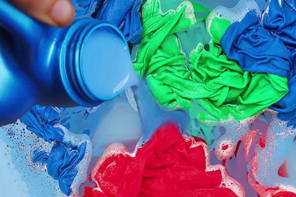 Cách tẩy vết mốc trên giày thể thao nhanh gọn, hiệu quả-3