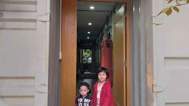Chiêm ngưỡng ngôi nhà làm từ hai thùng container giữa thành phố Hà Tĩnh-8