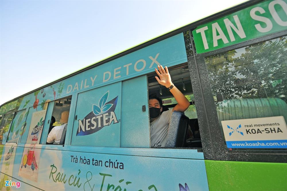 Hơn 900 người hết hạn cách ly ở TP.HCM-12