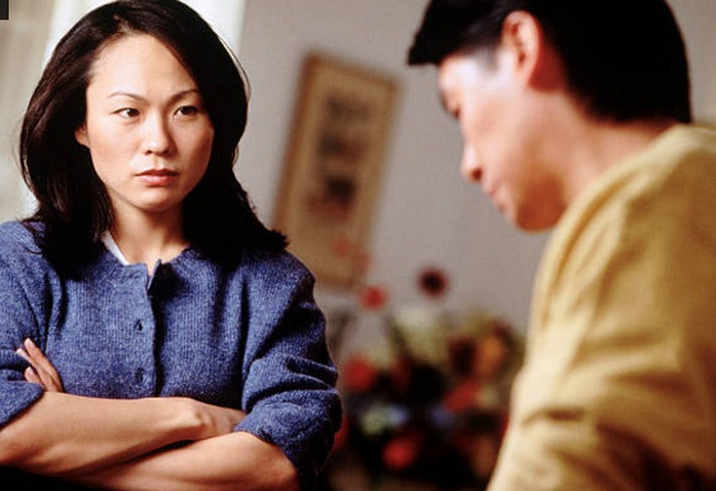 Con chưa sinh chồng đã đòi đặt tên, vợ âm thầm phát hiện điều bí mật khó tha thứ sau cái tên ấy, màn đáp trả của cô mới thật sự thâm sâu-2