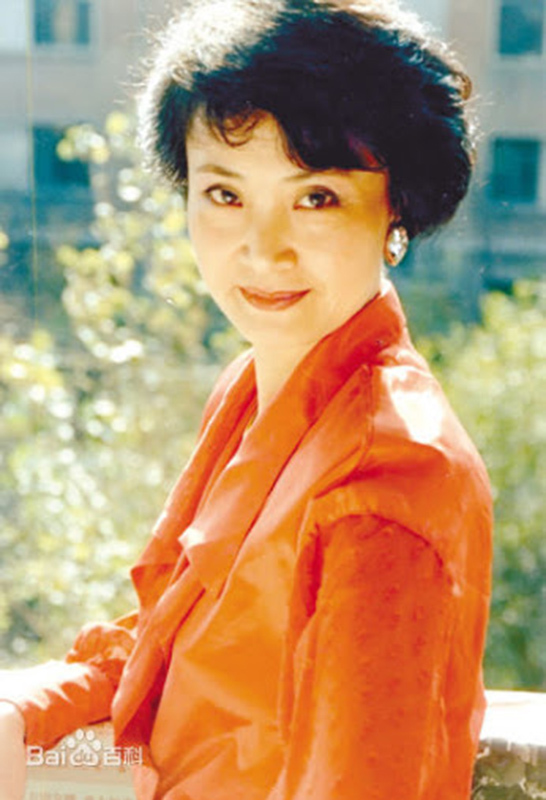 Cuộc đời bí ẩn của Bạch Cốt Tinh nổi tiếng nhất màn ảnh-5