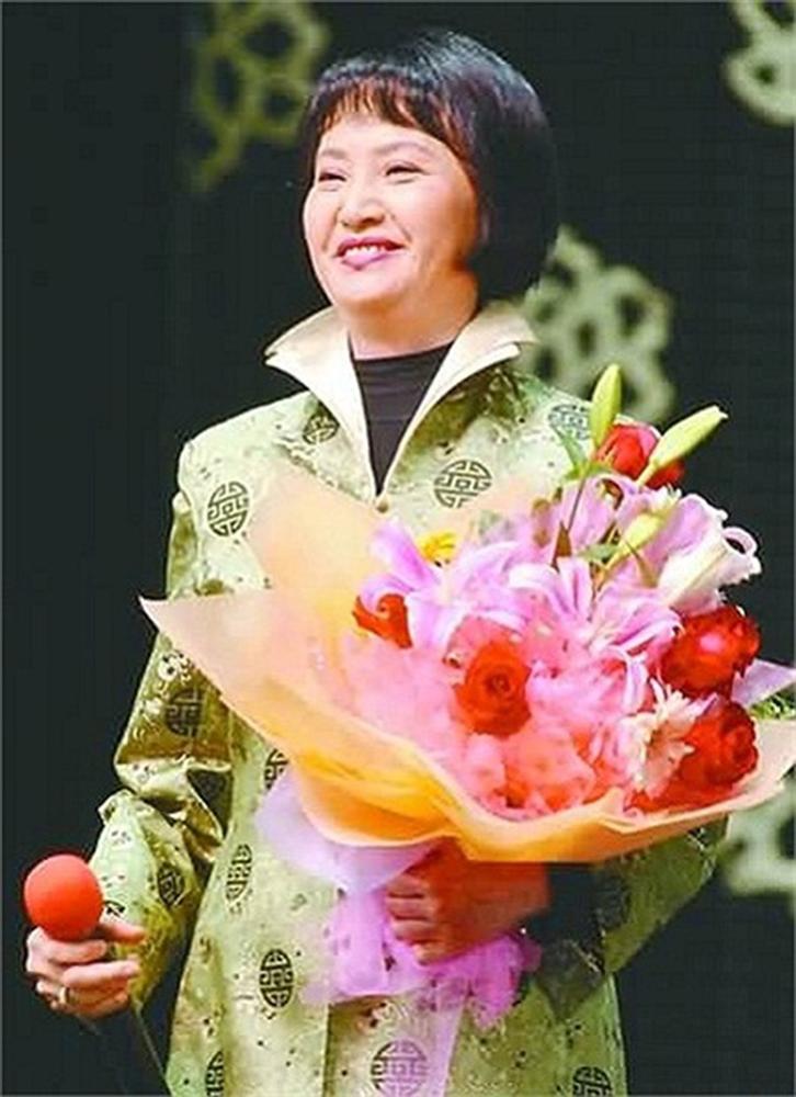 Cuộc đời bí ẩn của Bạch Cốt Tinh nổi tiếng nhất màn ảnh-8