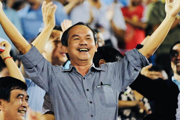 1 triệu của bầu Đức, chiếc khăn tang trước giờ bóng lăn và chuyện chưa kể về U23 Việt Nam-8