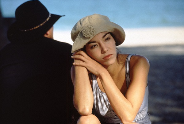 Sau đám tang của bố chồng, chồng tôi mang hết tài sản ra định chia đôi với em trai nhưng chú ấy lại ngỏ lời khiến vợ chồng tôi kinh ngạc-1