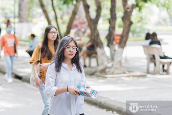 Hàng loạt trường đại học miễn giảm học phí, hỗ trợ tiền cho sinh viên nghỉ học tránh dịch