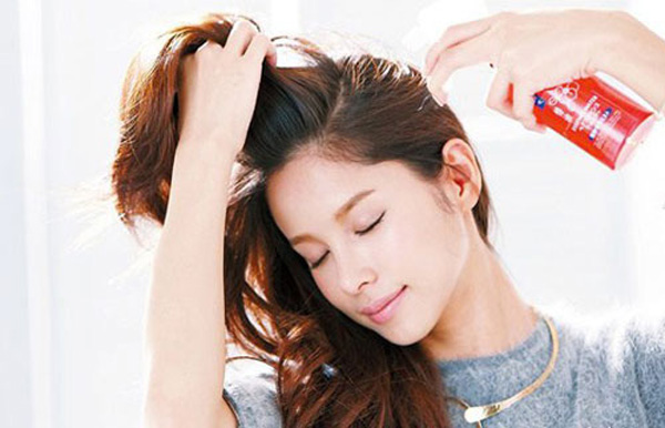 Đây là tình huống chị em nào từng sơn móng tay cũng từng gặp phải và cách xử lý-4