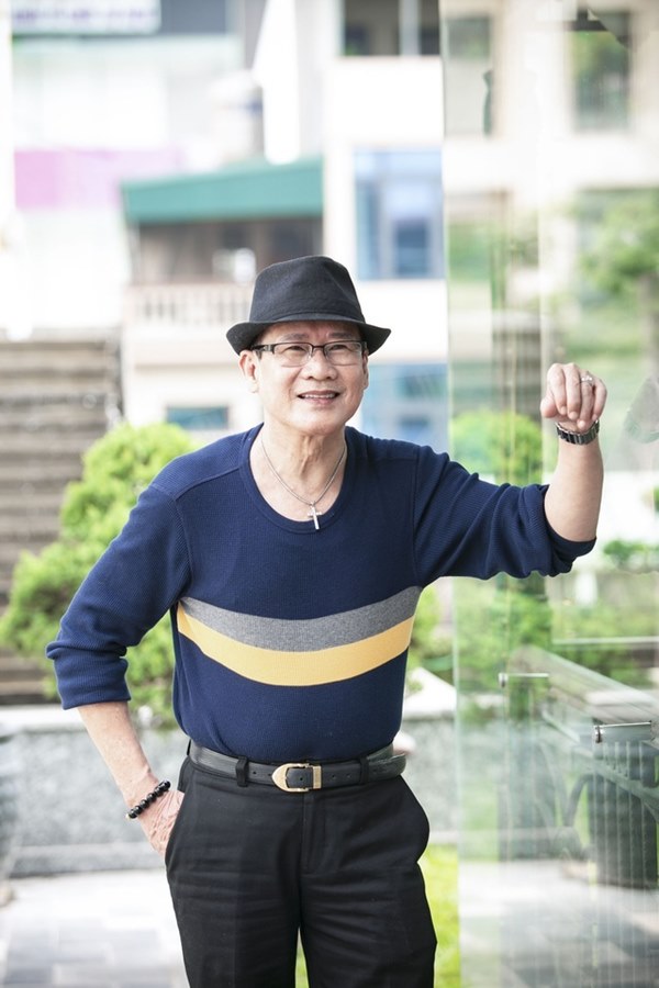 Tuấn Vũ: Chàng trai đánh cá kiếm triệu USD rồi không nhà cửa sau 1 đêm-2