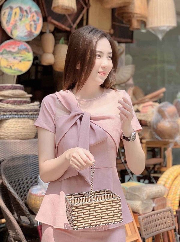 Nữ BTV xinh nhất VTV: Bị chê là khủng long, thi trượt nhiều lần-5