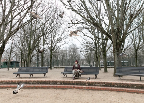 Thiếu nữ 15 tuổi có mối tình với nhà văn đáng tuổi cha chú, sau 20 năm mới phát hiện mình là nạn nhân ấu dâm và đi tìm công lý-1