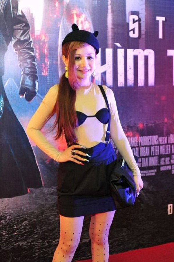 Cứ tưởng Bích Phương diện nhầm áo lót ra ngoài, nhưng cái kết lại rất đáng khen ngợi-9