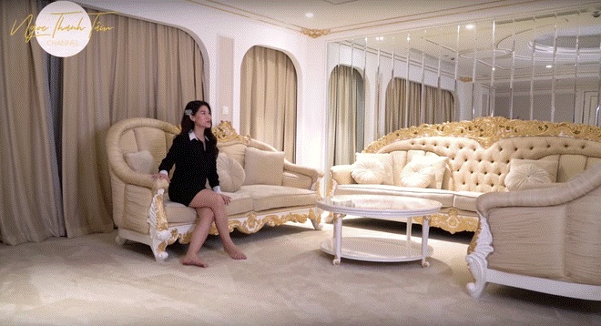 Ngọc Thanh Tâm khoe căn nhà rộng 650m2, phòng của mẹ đại gia toàn đồ mạ vàng sang chảnh-10