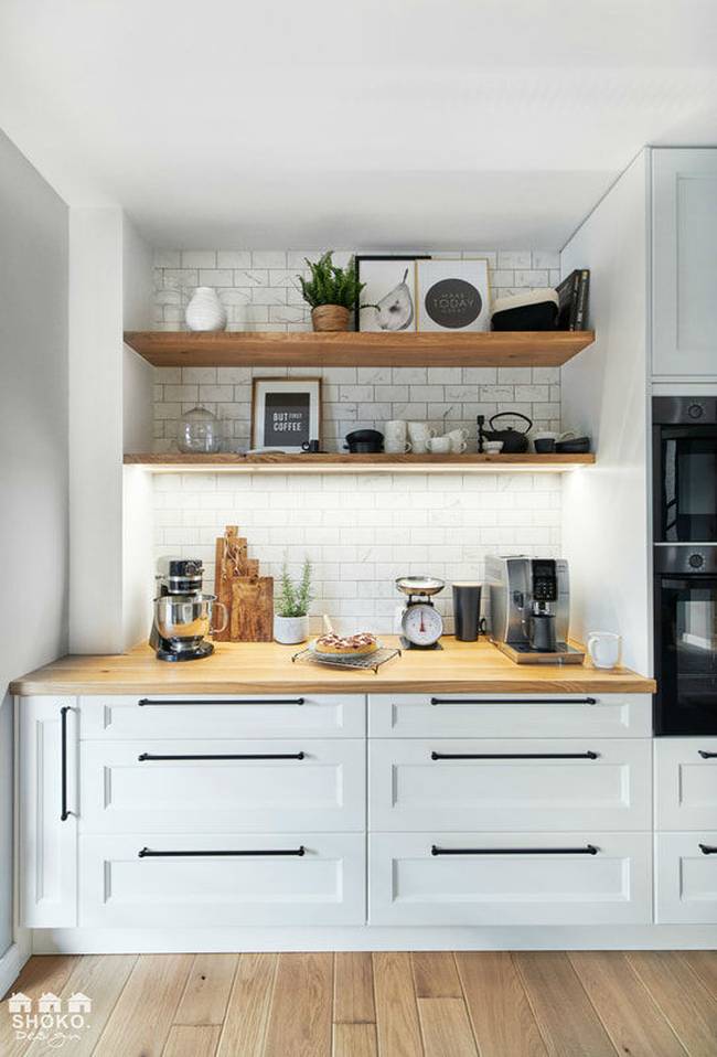 Ngôi nhà có gác lửng được thiết kế ấn tượng đến mức mới nhìn người xem đã phải chết mê từng góc cạnh, đường nét-13