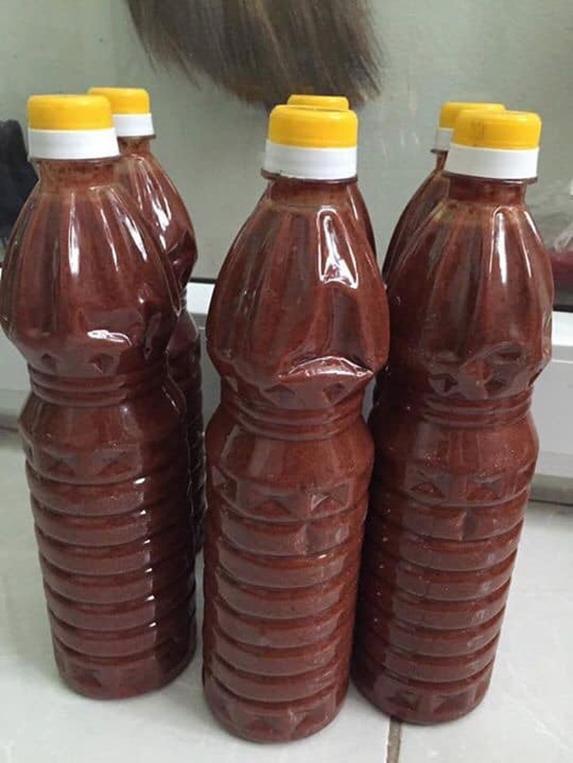 Tránh dịch, giám đốc, bà chủ... đi bán dưa mắm cà-1