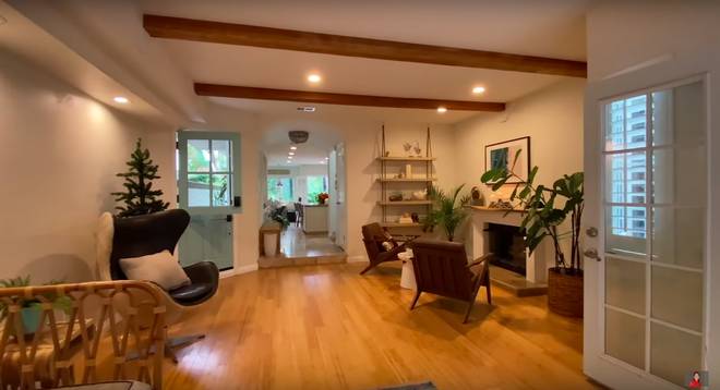 MC Kỳ Duyên khoe nhà gần biển mới tậu: Phòng khách siêu rộng, phòng ngủ ấm cúng, sang trọng-3