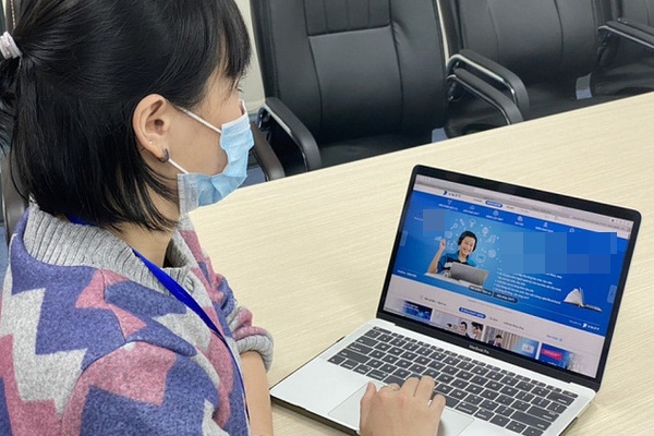 Hà Nội: Phấn đấu mục tiêu 100% trường học tổ chức dạy học trực tuyến-1