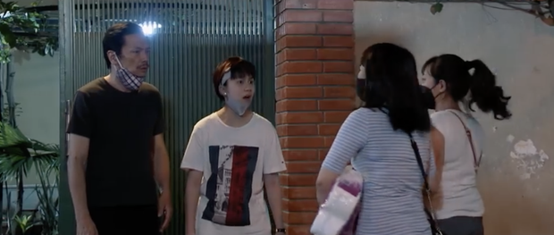 Preview Những Ngày Không Quên tập 2: Mải mê bà tám với cô Xuyến, bố Sơn hốt hoảng nghe bà hàng xóm phao tin Hà Nội sắp toang!-5