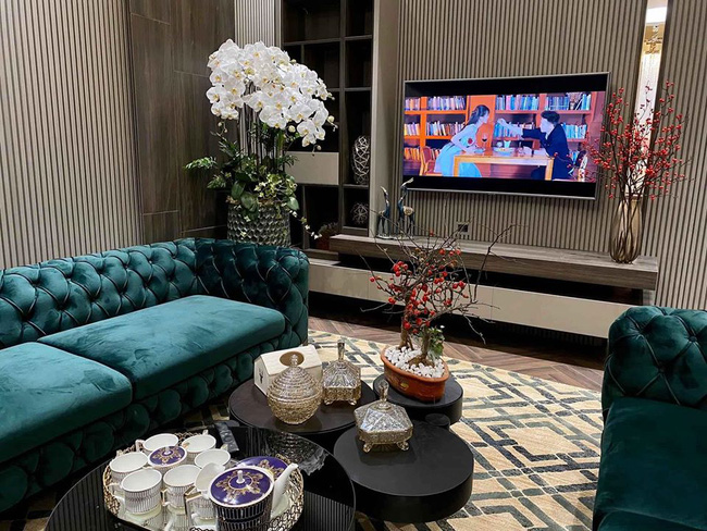 Hot mom Hằng Túi lần đầu tiết lộ: Chỉ mất 1 tháng 20 ngày thi công từ bàn giao thô đến hoàn thiện những góc sân và khoảng trời của căn biệt thự triệu đô-6