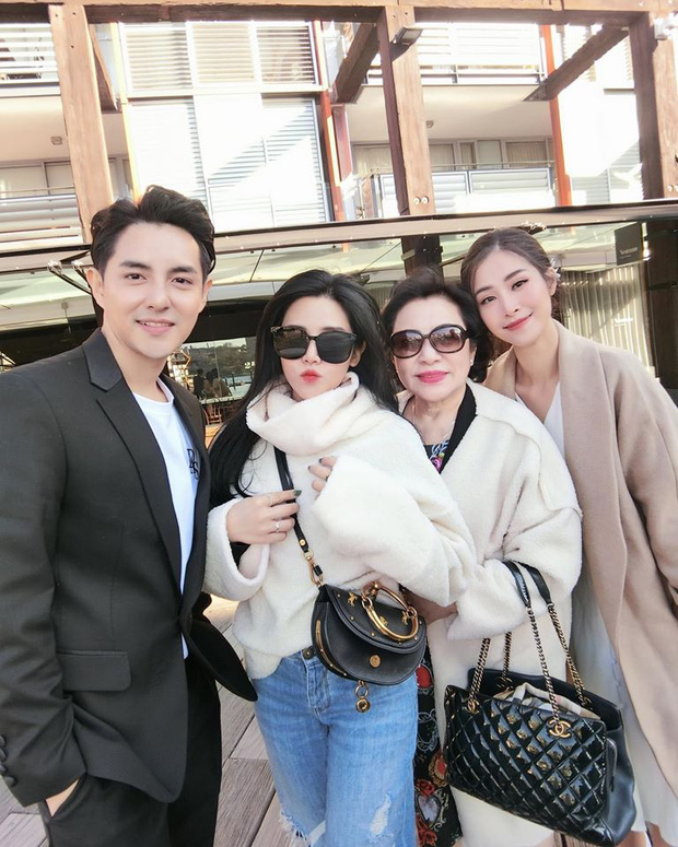 Đông Nhi chọn dịp đặc biệt lần đầu khoe mẹ chồng quý phái và ngầu khỏi nói: Không hổ là dâu thảo, lại tâm lý hết ý!-2