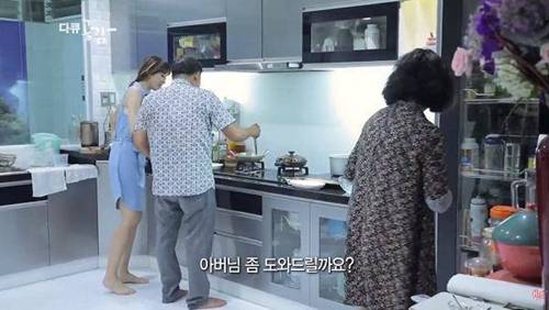 Chuyển về nhà mới 20 tỷ, Hari Won - Trấn Thành vô tình lộ phòng ngủ của 2 vợ chồng-9