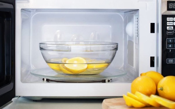 Không chỉ chanh mà cà phê cũng làm sạch lò vi sóng một cách bất ngờ-1