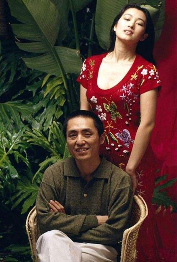 Con gái Trương Nghệ Mưu: Tuổi thơ bất hạnh vì bố mẹ ly hôn, đòi từ mặt cha khi bị cấm yêu-3