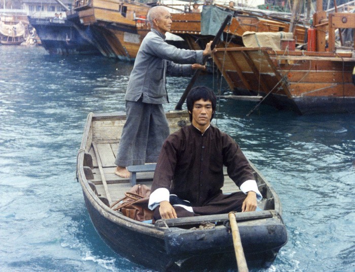 Nỗi sợ bể bơi hiếm người biết của Lý Tiểu Long và ký ức ám ảnh về một lần suýt bị dìm đến chết đuối thuở nhỏ-1