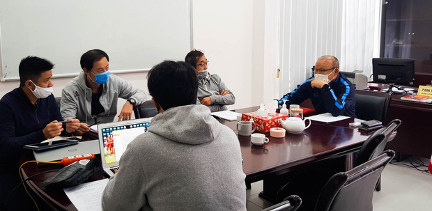 HLV Park Hang-seo: Chúng tôi vẫn chăm chỉ làm việc để chuẩn bị tốt các phương án cho ĐT Việt Nam”-1