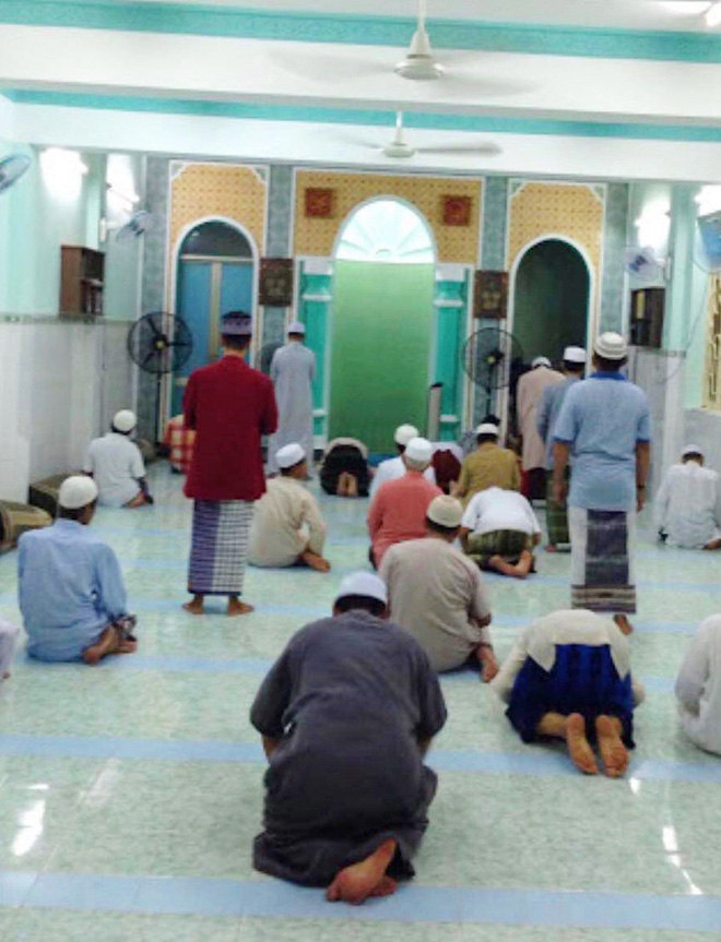 Nỗi khổ bị hiểu lầm đang cách ly vẫn đi lễ 5 lần/ngày của bệnh nhân 100: Chú về từ hôm 3/3, lúc đó chưa có biết ca bệnh kia đâu nên vẫn đi lễ bình thường-3