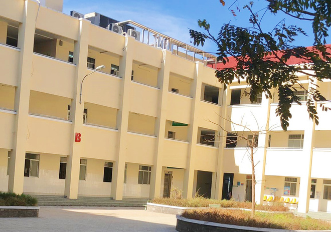 Nỗi khổ bị hiểu lầm đang cách ly vẫn đi lễ 5 lần/ngày của bệnh nhân 100: Chú về từ hôm 3/3, lúc đó chưa có biết ca bệnh kia đâu nên vẫn đi lễ bình thường-6