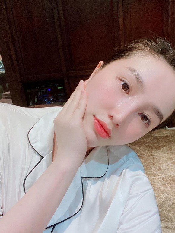 Bảo Thy than thở tăng cân, thèm ăn không kiểm soát, nguyên nhân xuất phát từ ông xã đại gia-1